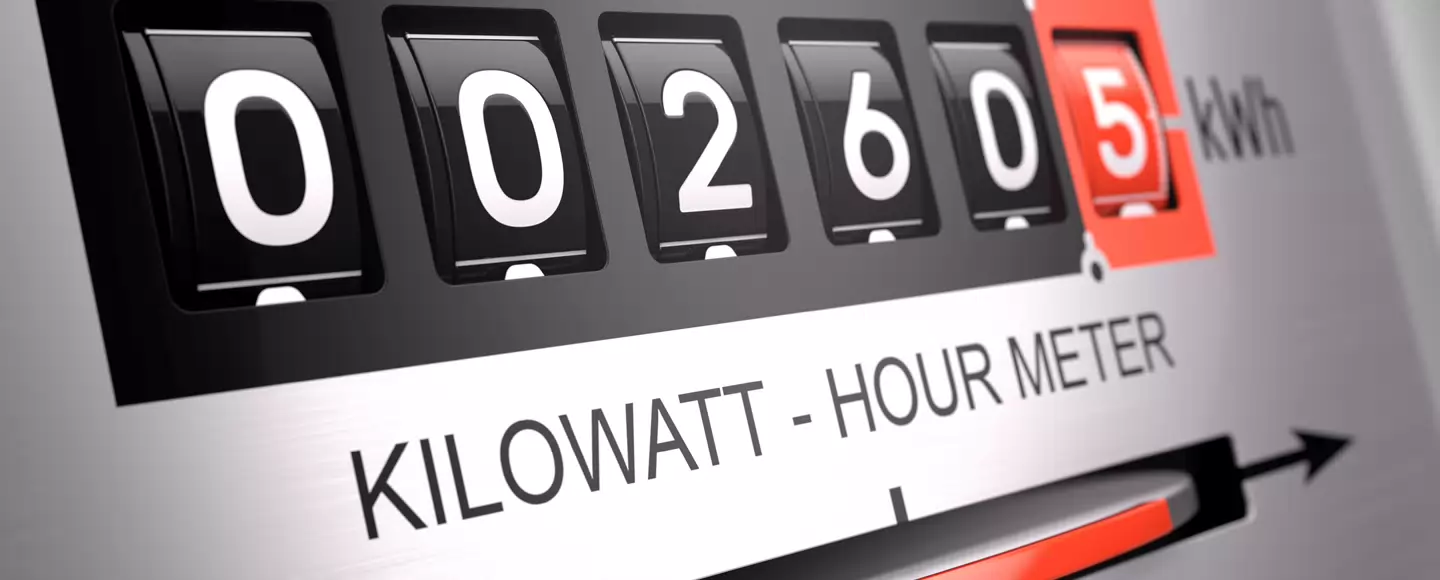 Wat is het verschil tussen Wp en kWh